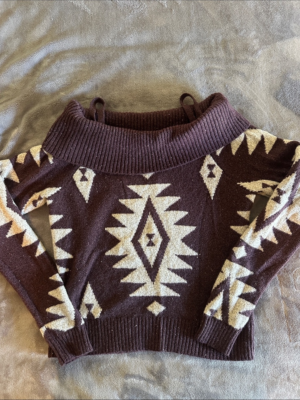 Shyanne Western Aztec Off Shoulder Sweater Purple Cream Size Small